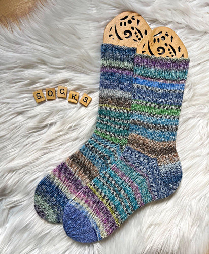 Handgestrickte wollsocken mit - handgestrickte, wollsocken,